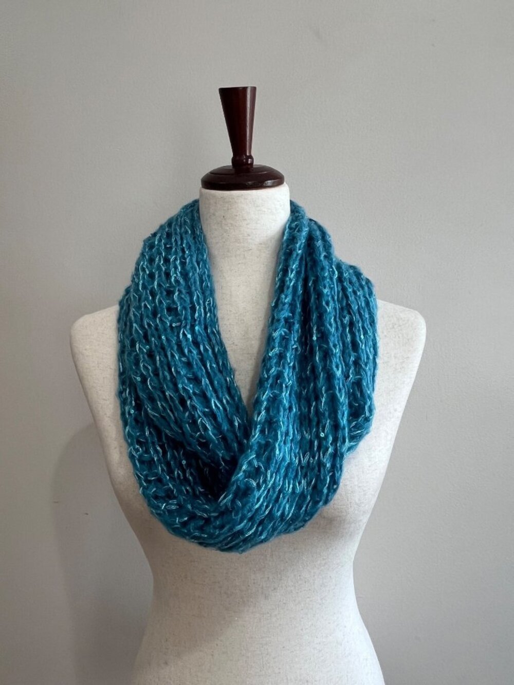 Chunky Knit Infinity Scarf Turquoise With Sparkle Y2K